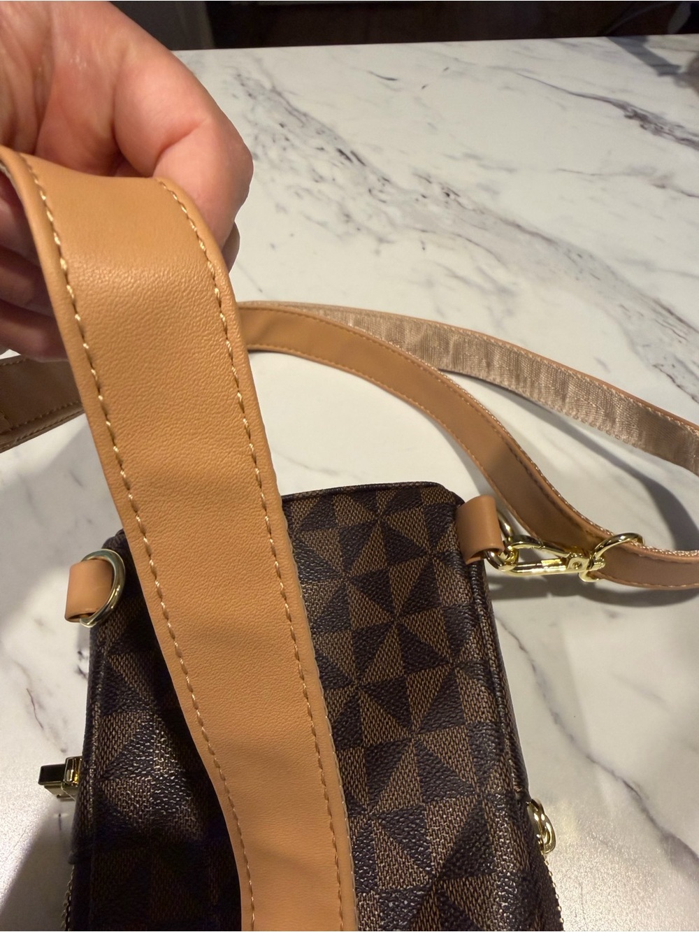 Amazon Brown Geometric Pattern Sling Bag - Picture 5 of 5